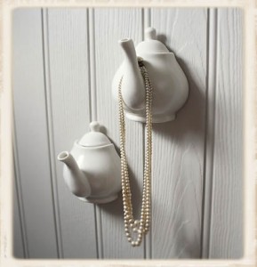 Tea Pot Hook - really unique idea from Vintage Amethyst (inspiration) - #tea #pot #teapot #hook #hanger #upcycle #repurpose - tå√